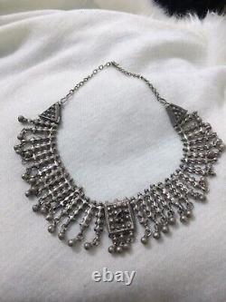 Antique necklace Yemeni handmade from high grade silver, signed