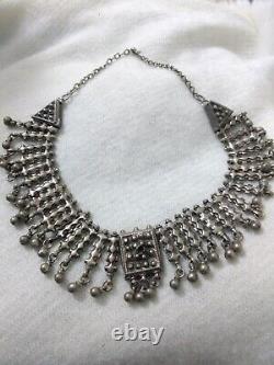 Antique necklace Yemeni handmade from high grade silver, signed