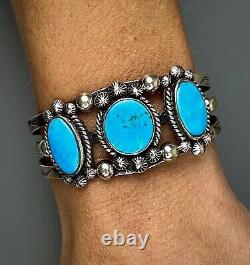 STUNNING Vintage Navajo Sterling Silver High Grade Turquoise Cuff Bracelet