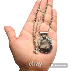 Sterling Silver & High Grade ARIZONA FIRE AGATE Vintage NAVAJO FEATHER Necklace
