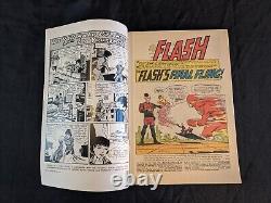 La Flash #159 (DC Mar 1966) NM+ TRÈS HAUTE QUALITÉ Tranchant et brillant! Kid Flash