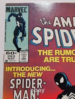 Spider-Man étonnant 252 NM- Kiosque 1er costume noir de Spider-Man 1984 Haute Qualité